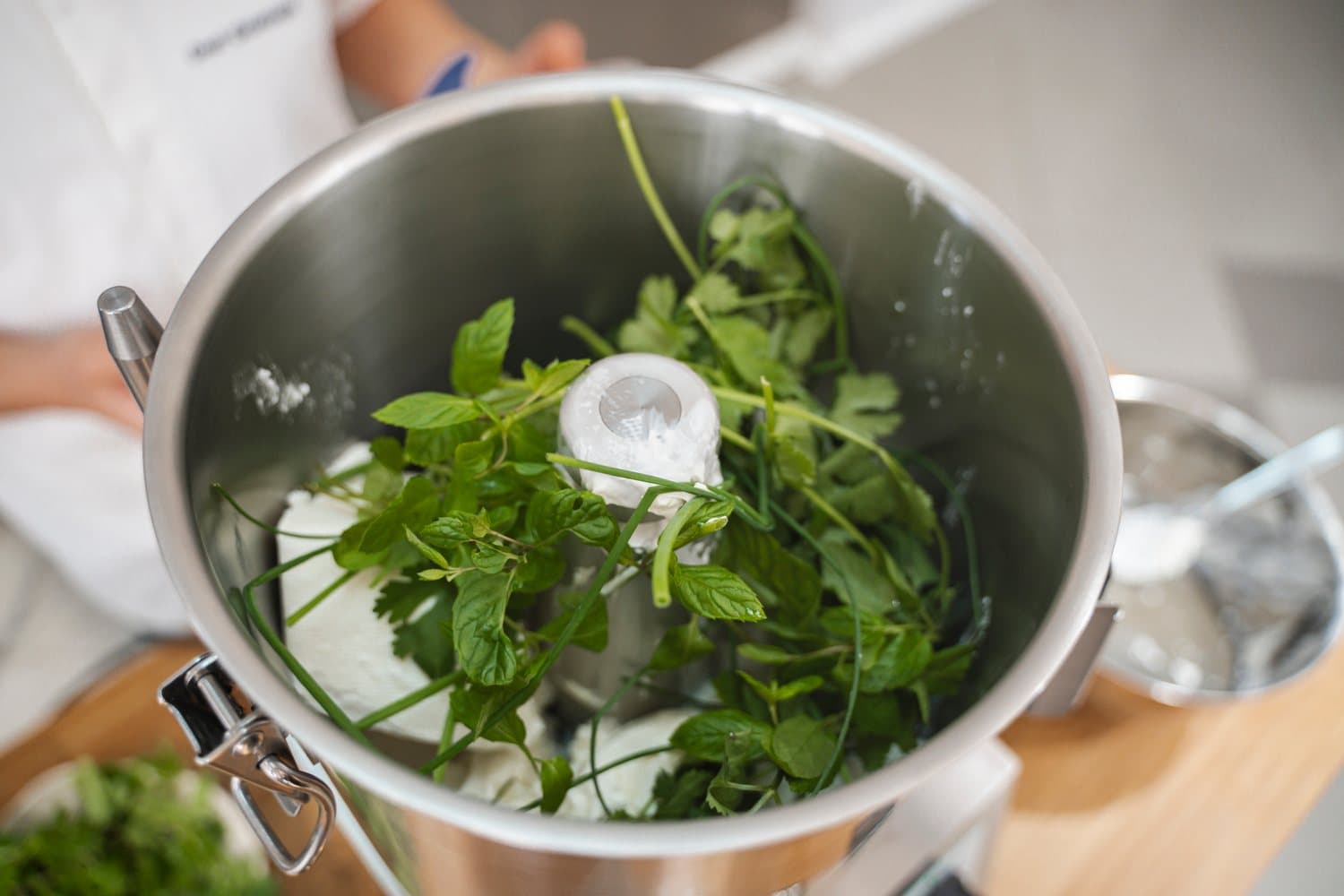 HummusMaster cutter mixer processing fresh ingredients